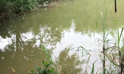 Nơi phát hiện bé trai tử vong. Ảnh: B. Nguyễn
