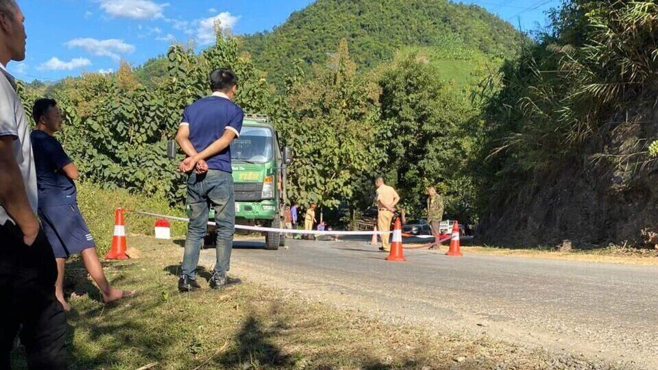 Scene of a traffic accident on Highway 279D that left one person dead. Photo: Provided by residents