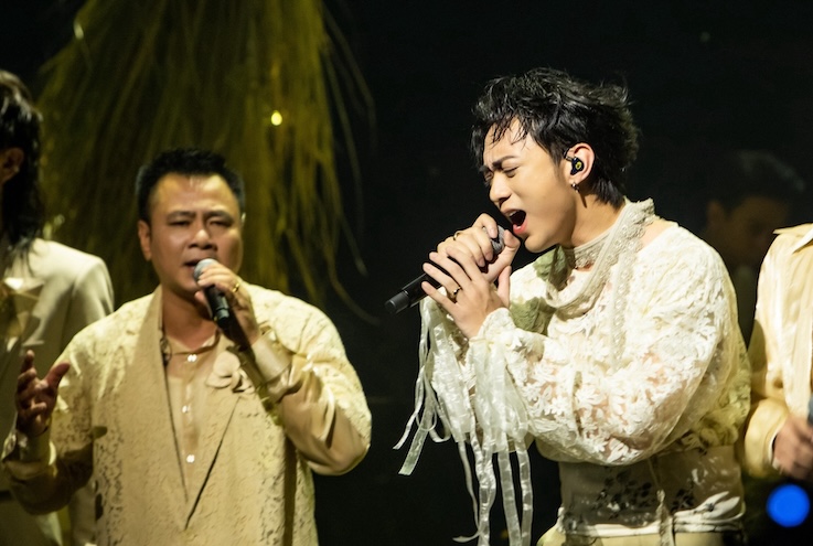 Tu Long and Soobin Hoang Son in Call Me by Fire. Photo: Producer