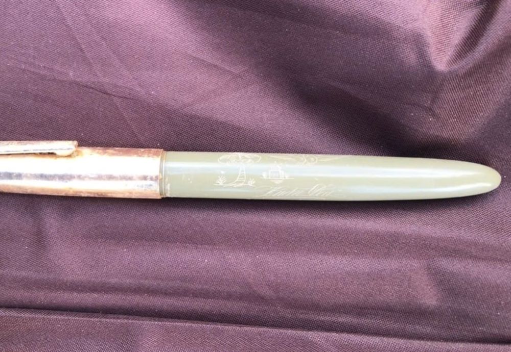 The pen with the name engraved on it was buried with the remains of the martyr. Photo: Nguyen An.