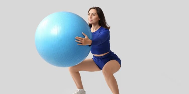 Pilates movements help firm abdominal muscles. Photo: According to Healthshots.