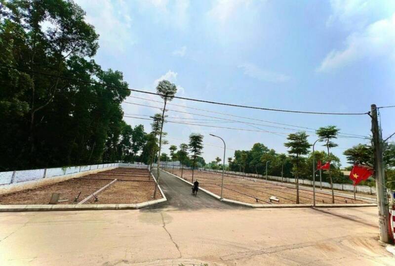 The suburban land segment in Hanoi is attracting a lot of attention. Photo: Thu Giang