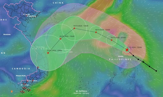 Không khí lạnh và siêu bão Man-yi gây thời tiết xấu ở Biển Đông. Trên đây là hình ảnh cập nhật đường đi của siêu bão Man-yi hồi 17 giờ ngày 17.1.1 Ảnh: Hệ thống Giám sát thiên tai Việt Nam