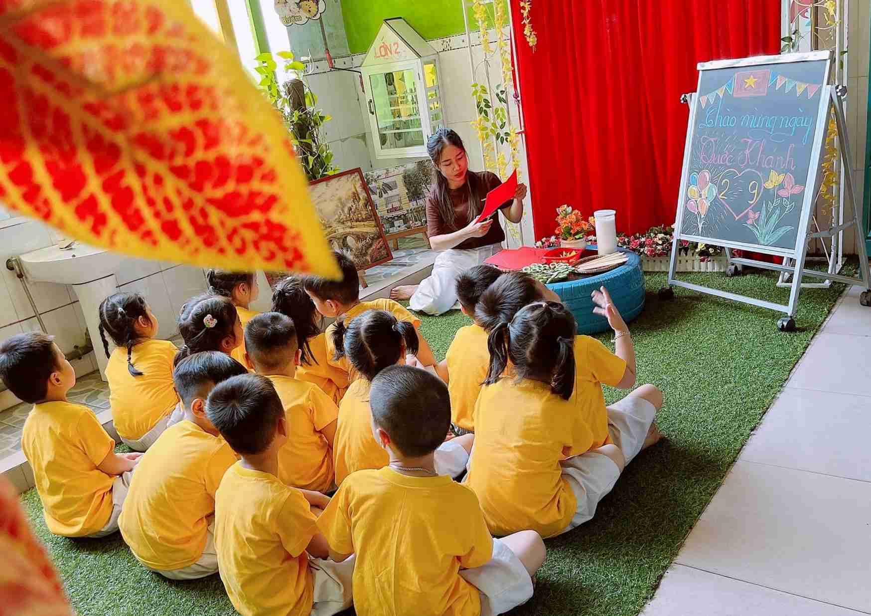Teachers and students of Vanh Khuyen Kindergarten (Lien Chieu District, Da Nang). Photo: Hai Dinh