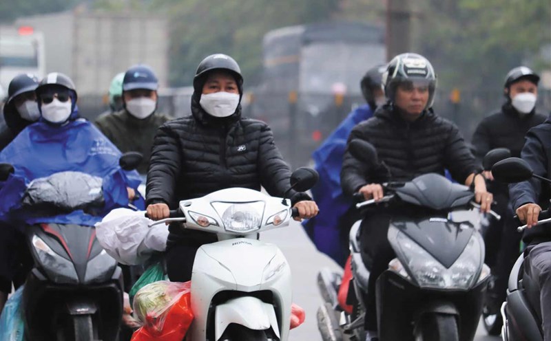 Thoi tiet mien Bac tro lanh, co mua vai noi vao ngay mai. Anh: LDO