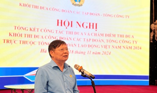Ông Phan Văn Anh - Phó Chủ tịch Tổng LĐLĐVN - phát biểu chỉ đạo tại hội nghị. Ảnh: Bảo Hân