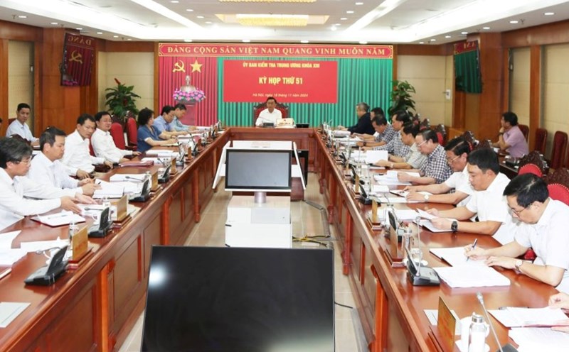 The Central Inspection Commission held its 51st meeting and requested competent authorities to consider disciplining many officials. Photo: Central Inspection Commission