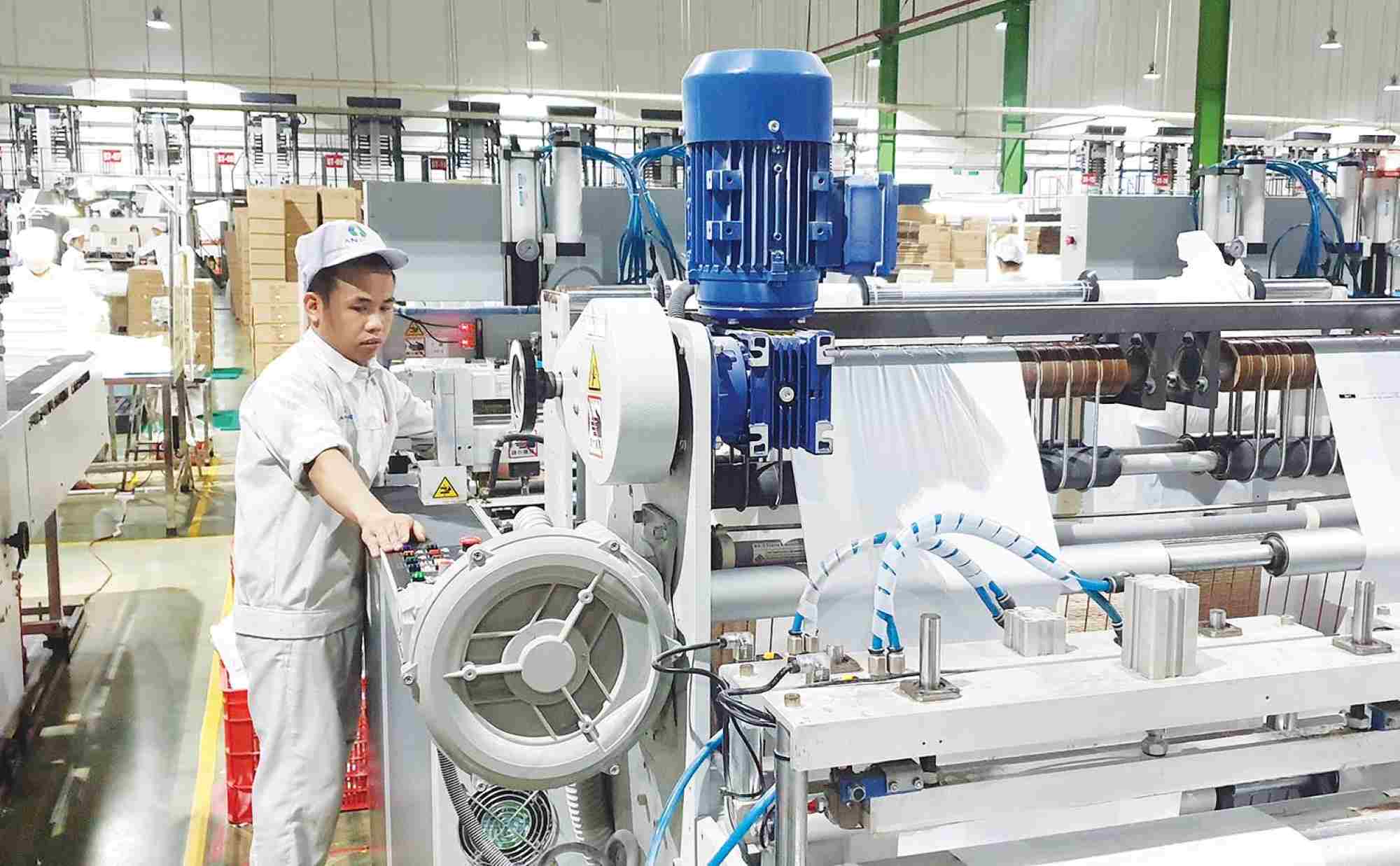 Developing supporting industries following the green economic trend is a key task. Photo: Tran Minh