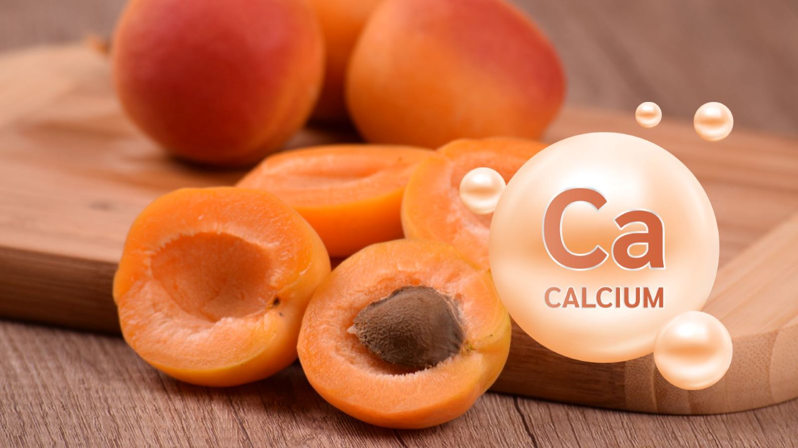 Apricots are rich in calcium, good for bones and teeth. Graphics: Thanh Thanh