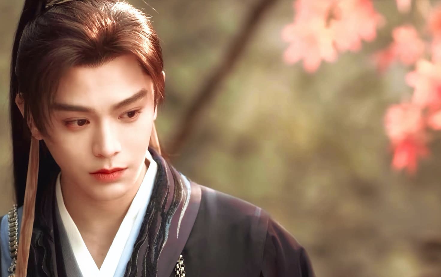 Dinh Vu He is loved and has more fans after the movie "Eternal Night Galaxy". Photo: Weibo