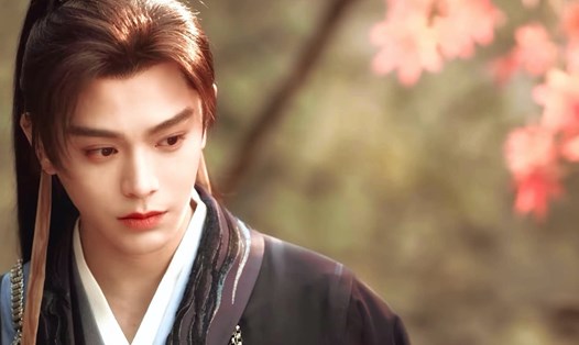 Đinh Vũ Hề được yêu thích, tăng fan sau phim "Vĩnh dạ tinh hà". Ảnh: Weibo