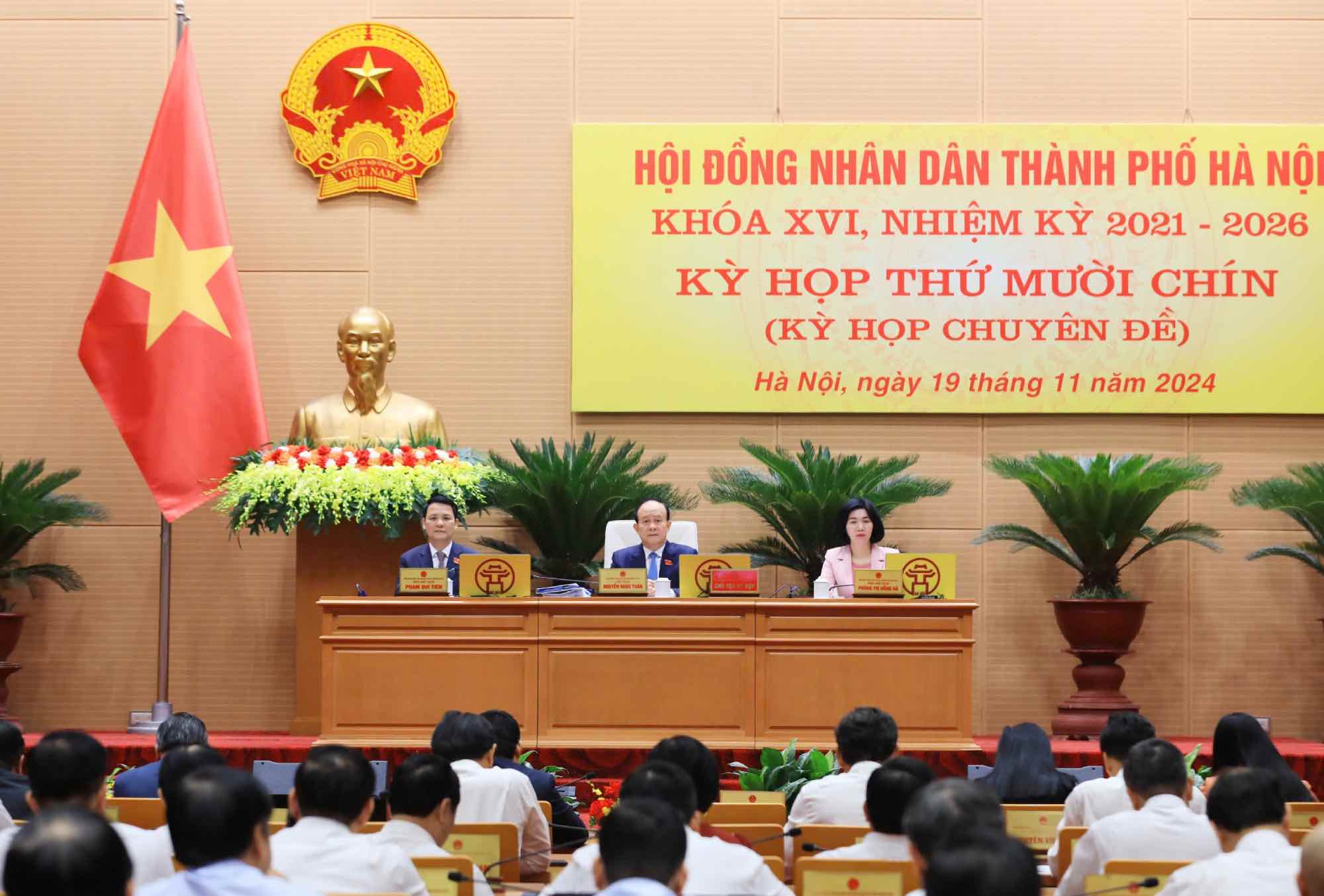 Kỳ họp thứ 19 HĐND TP Hà Nội. Ảnh: Viết Thành