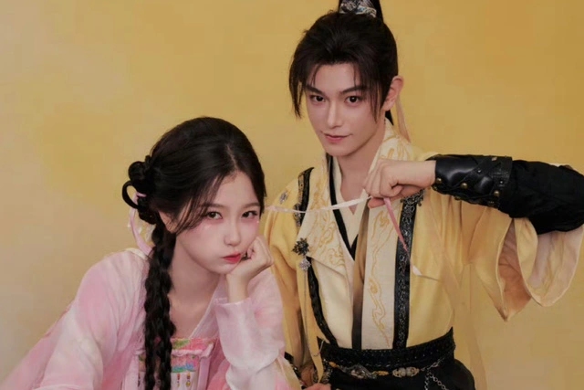 Ngu Thu Han and Dinh Vu He. Photo: Producer