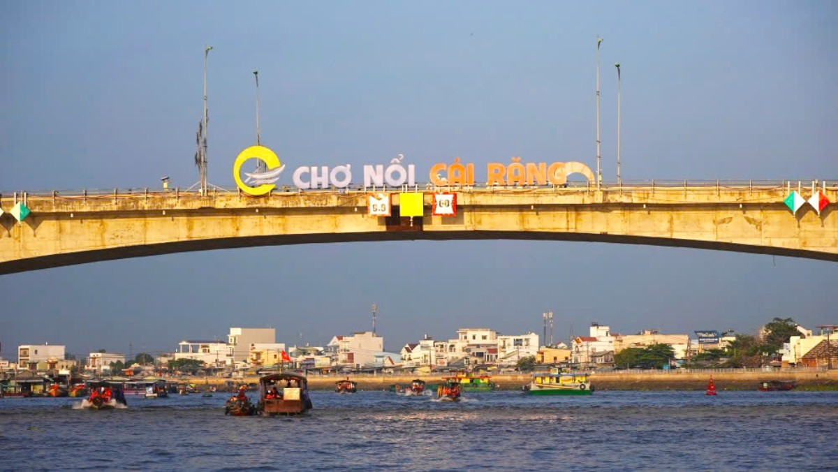 Su kien tap trung khai thac cac tuyen du lich duong song. Anh: Ta Quang