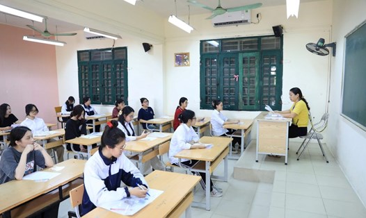 Quốc hội sẽ thảo luận về dự án Luật Nhà giáo, trong đó có chính sách tiền lương và phụ cấp. Ảnh: Thống Nhất