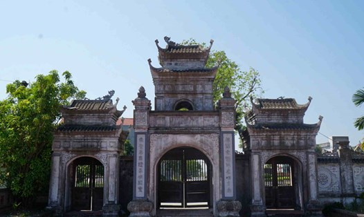 Đình Đầu thuộc xã Hợp Tiến, huyện Nam Sách, tỉnh Hải Dương là nơi lưu giữ nhiều dấu ấn cách mạng của quân và dân Hải Dương. Ảnh: Công Hòa