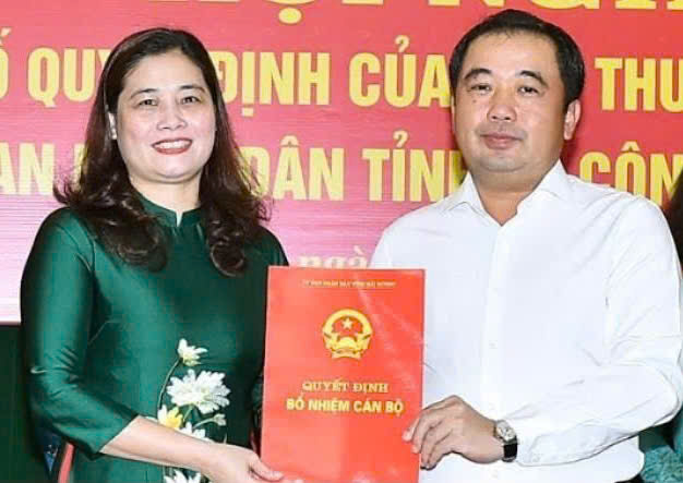 Ba Bui Thuy Hanh - Pho Truong ban Thuong truc Ban Tuyen giao Tinh uy Hai Duong duoc bo nhiem giu chuc Pho Giam doc So Lao dong - Thuong binh va Xa hoi. Anh: Cong TTDT tinh Hai Duong