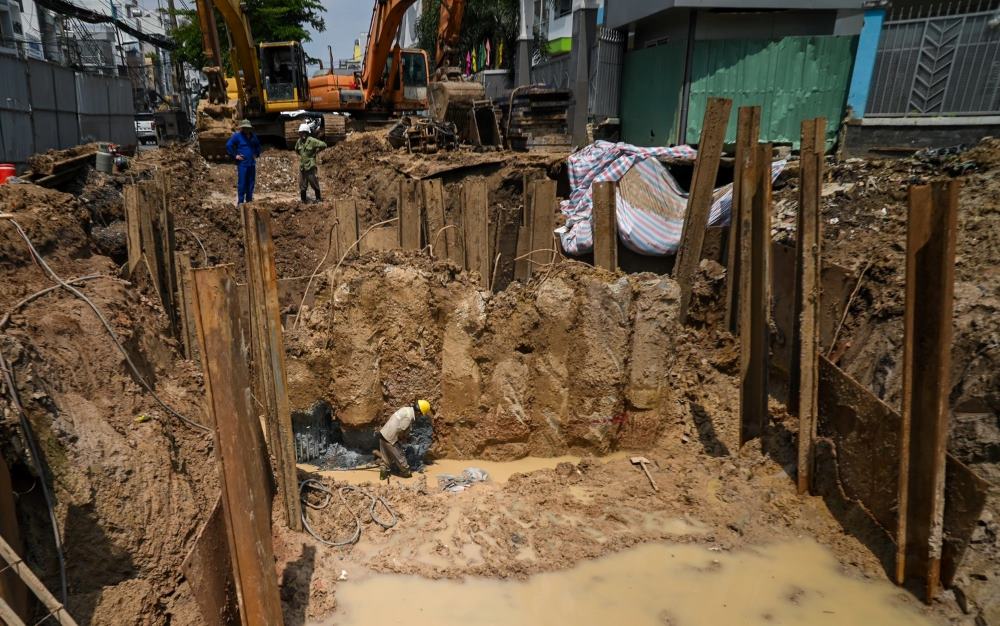 Di doi ha tang ky thuat Metro so 2.  Anh: Anh Tu