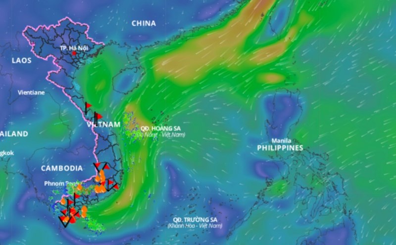 Cold air continues to cause bad weather in the Gulf of Tonkin and the North East Sea. Above is the image of the wind direction layer at 5:00 p.m. on November 2. Source: Vietnam Natural Disaster Monitoring System