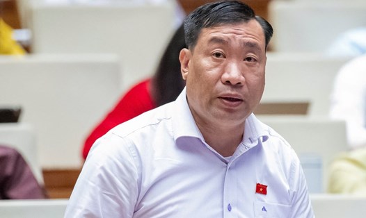 Đại biểu Quốc hội Thạch Phước Bình đề nghị mở rộng đối tượng chính sách nghỉ hưu trước tuổi, không bị trừ lương hưu. Ảnh: Phạm Thắng