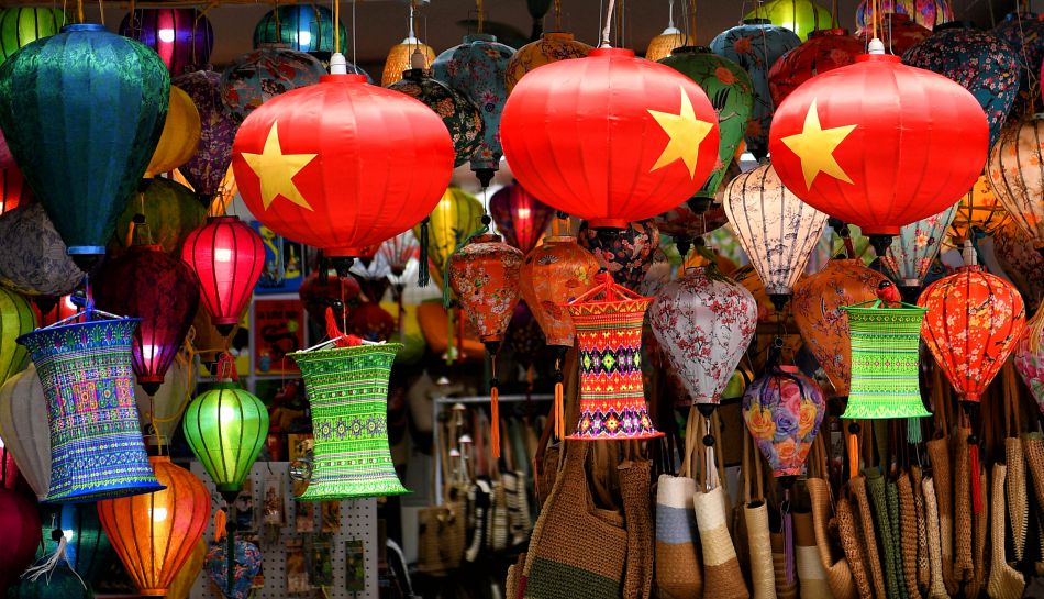 A souvenir shop for tourists (Hanoi).