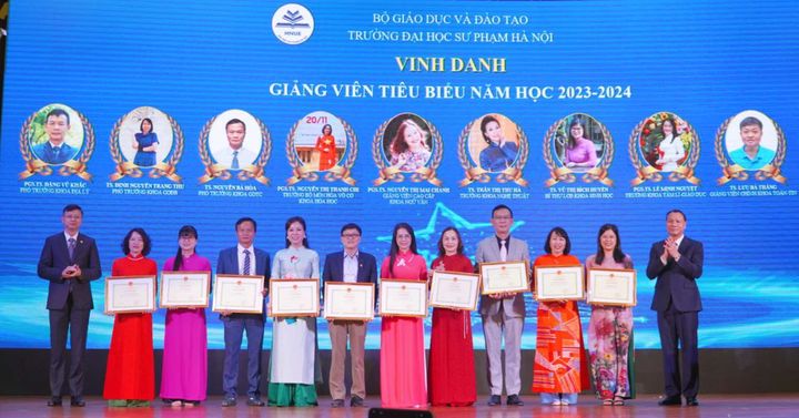 Truong Dai hoc Su pham Ha Noi da vinh danh cac nha giao nhan dan, nha giao uu tu; trao ky niem chuong vi su nghiep giao duc va cac giai thuong giang vien tieu bieu, can bo hanh chinh tieu bieu...