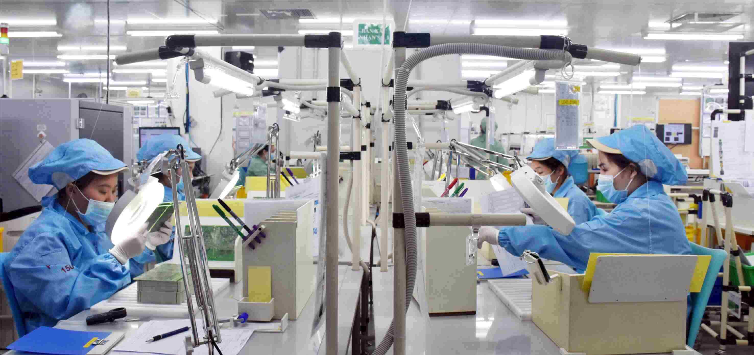 The workshop “Building a modern and strong Vietnamese working class” is scheduled to take place on November 22 in Hanoi. Photo: Manh Quan