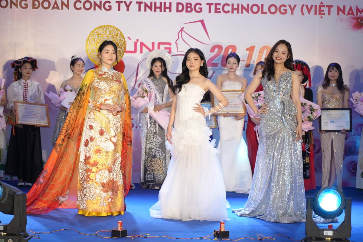 Female workers of Thai Nguyen Industrial Park participate in a contest organized by the grassroots Trade Union. Photo: Thai Nguyen Industrial Park Trade Union