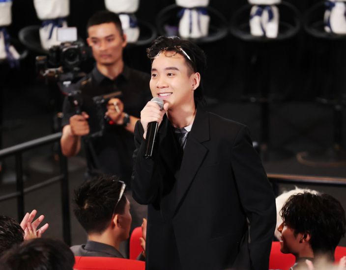 JustaTee proves his mettle with 100% new songs at “Anh trai say hi”. Photo: Provided by the producer