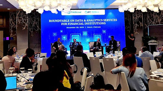 Experts discuss how to use and exploit data effectively. Photo: Luc Giang