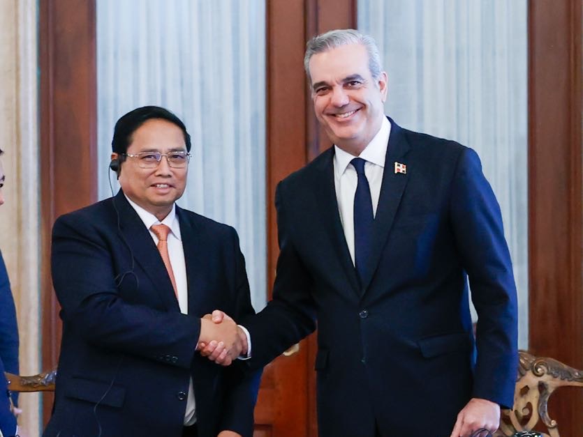 Prime Minister Pham Minh Chinh and President of the Dominican Republic Luis Abinader. Photo: VGP
