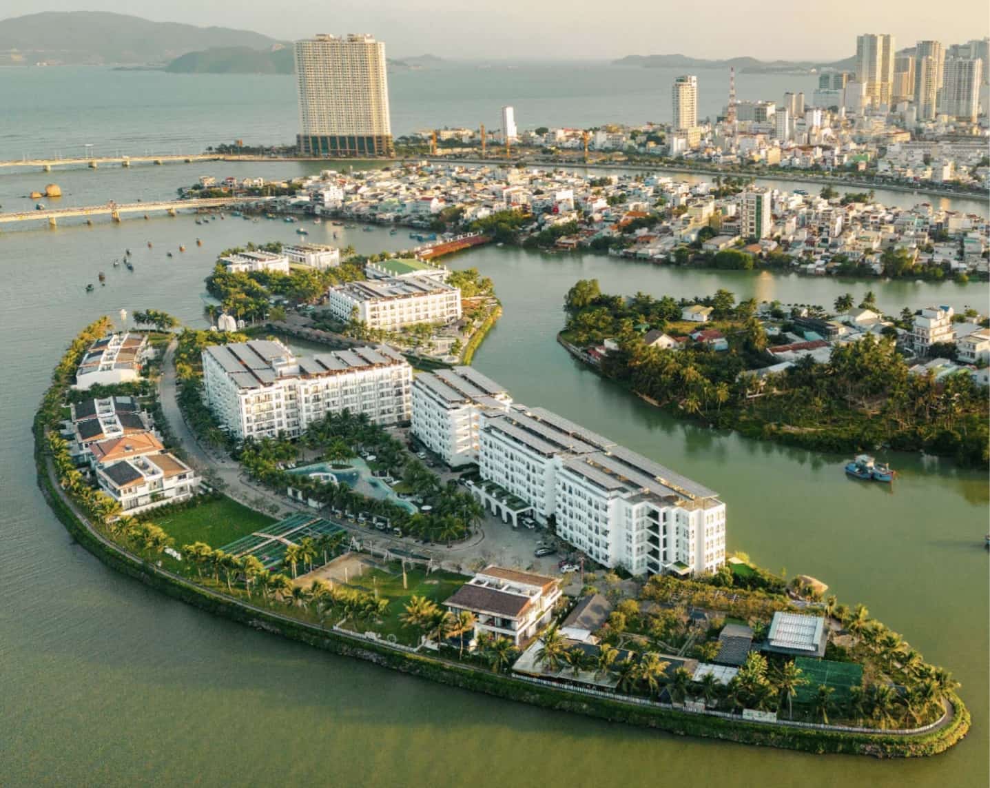 Champa Island Nha Trang project no longer has the type of "residential land without forming residential units". Photo: Huu Long