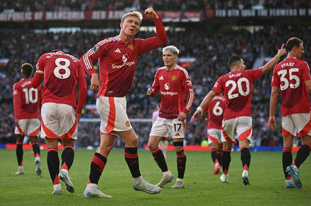 Rasmus Hojlund co the se la nhan to then chot trong doi hinh cua Man United duoi thoi Ruben Amorim. Anh: AFP