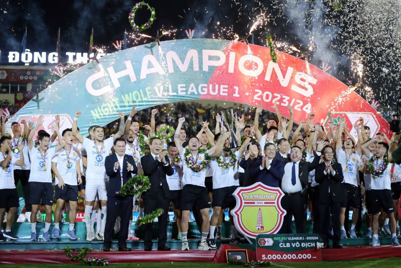 Nam Dinh Club won the V.League 2023-2024 championship. Photo: NDFC