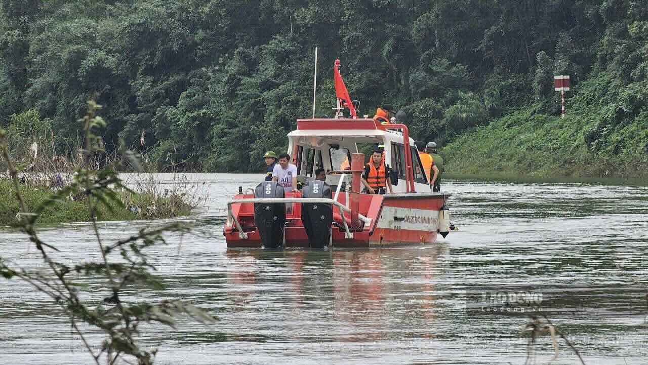 Luc luong chuc nang trien khai tim kiem phuong tien, nan nhan.