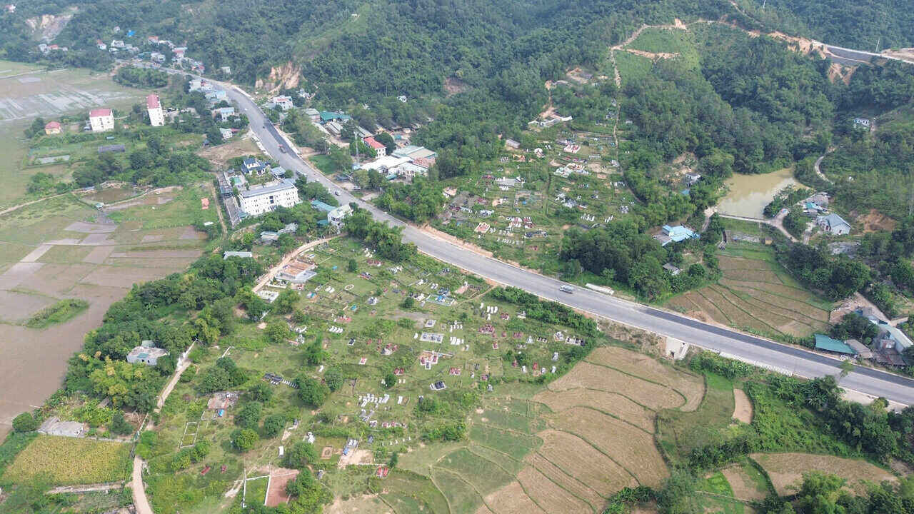 Sau khi hoan thanh duong se rong 20,5 met, voi quy mo duong o to cap III dong bang 4 lan xe co gioi, van toc dat 80 km/h va 2 lan xe hon hop (moi lan rong khoang 2m). 