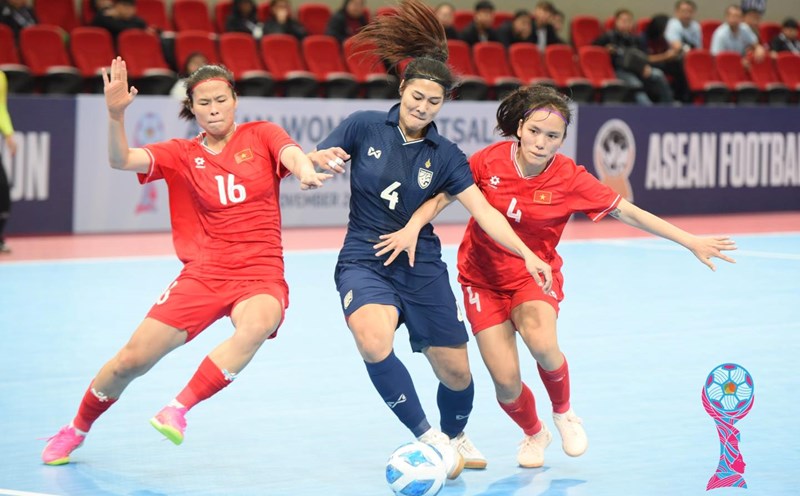 Tuyển futsal nữ Việt Nam thắng Thái Lan, lên ngôi vô địch giải Đông Nam ...