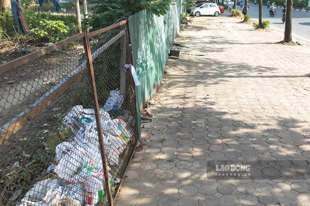 Dong thoi yeu cau cac don vi tao co che thong thoang de lam du an cong cong phuc vu nhan dan, vua giai phong mat bang, vua phai hoan thanh cac thu tuc thi cong. Muc tieu cu the la den Tet Nguyen dan 2025, du an Cong vien ho Phung Khoang phai hoan thanh va dua vao su dung.