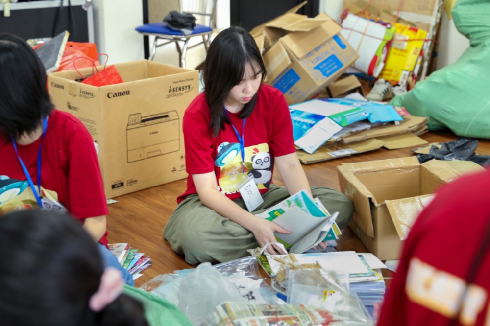 Striped Project's activities aim to raise environmental awareness among young people. Photo: Tu An