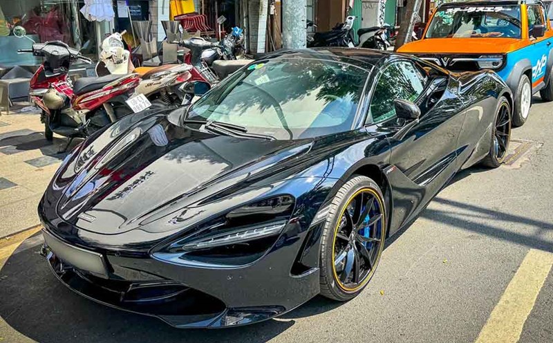 Supercars worth hundreds of billions "gathered" in Ho Chi Minh City. Photo: Xuan Phuoc