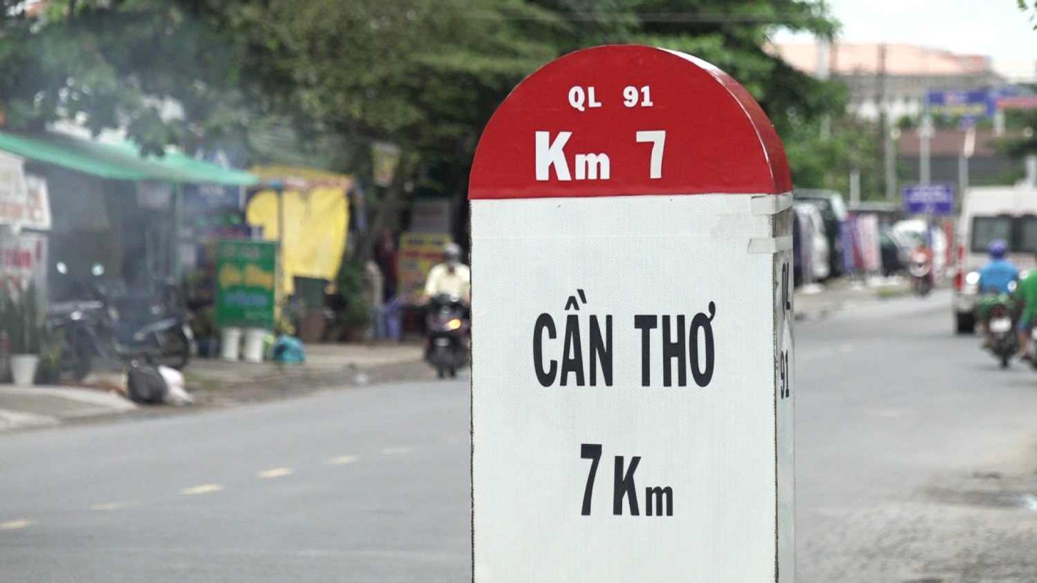 Km7 milestone of National Highway 91 in Can Tho. Photo: Ta Quang