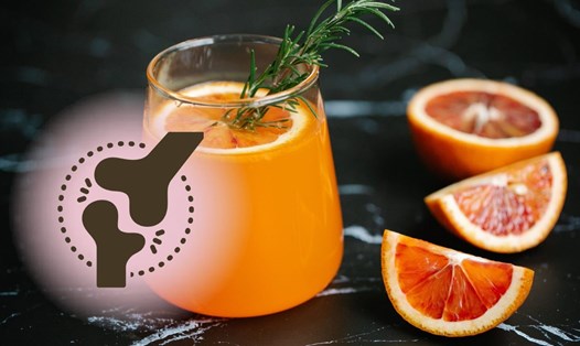 Nước cam chứa vitamin D, thúc đẩy sự phát triển của xương và răng. Đồ họa: Thanh Thanh