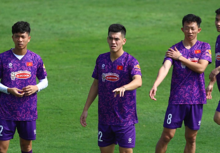 Striker Tien Linh is confident of reaching the final of the AFF Cup 2024 with the Vietnamese team. Photo: Minh Dan