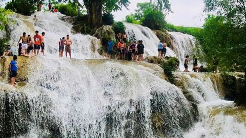 Dong dao du khach den trai nghiem va kham pha