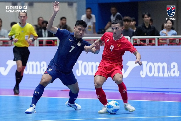 Futsal player Tran Thai Huy has a chance to compete for the 2024 Vietnam Futsal Golden Ball. Photo: Changsuek