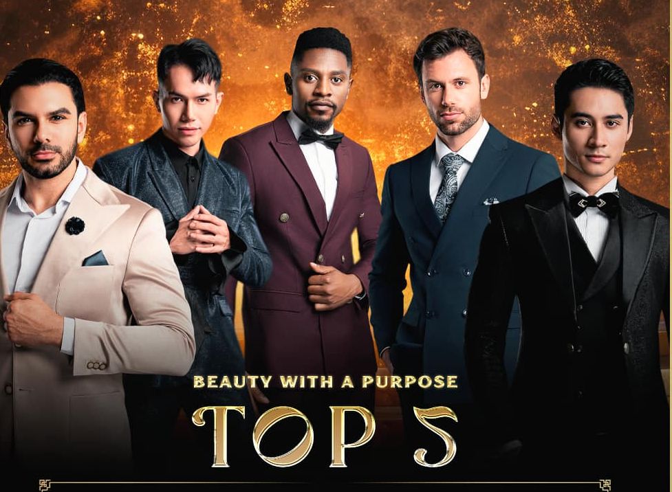 King Tuan Ngoc (far right) entered the top 5 of Mr World's Charity Project. Photo: Sen Vang.