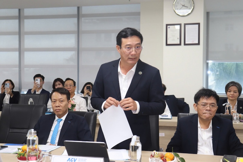 Mr. Phan Kieu Hung, Director of Da Nang International Airport at the press conference. Photo: Nguyen Linh