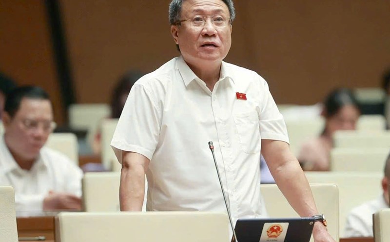 Mr. Ha Sy Dong has just been assigned as Acting Chairman of the People's Committee of Quang Tri province. Photo: Tien Nhat