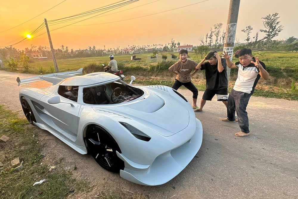 Close-up of the homemade Koenigsegg Jesko supercar in Quang Ninh. Photo: Nhet TV