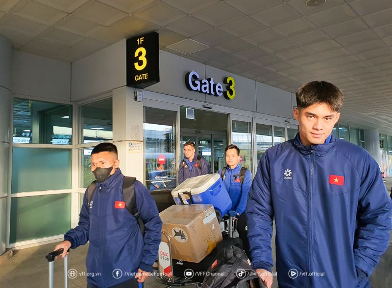 Vietnam team at Busan airport (South Korea). Photo: VFF
